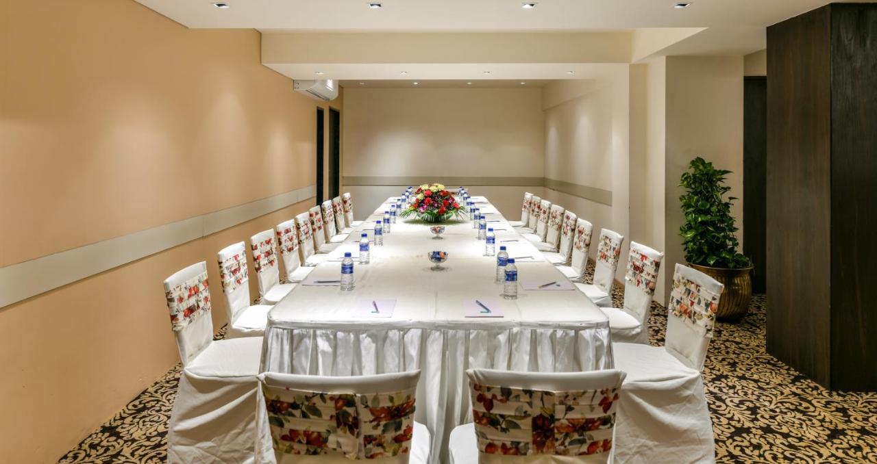 The Paradise By Tunga Mumbai Exterior photo